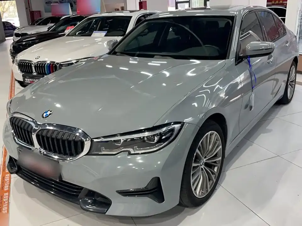 BMW 3 Series 320i Sport Package 2022