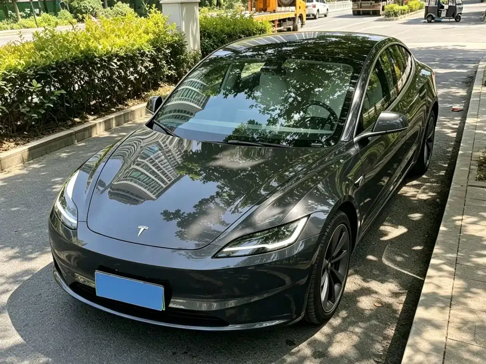 Tesla Model 3 Rear-Wheel Drive 2024