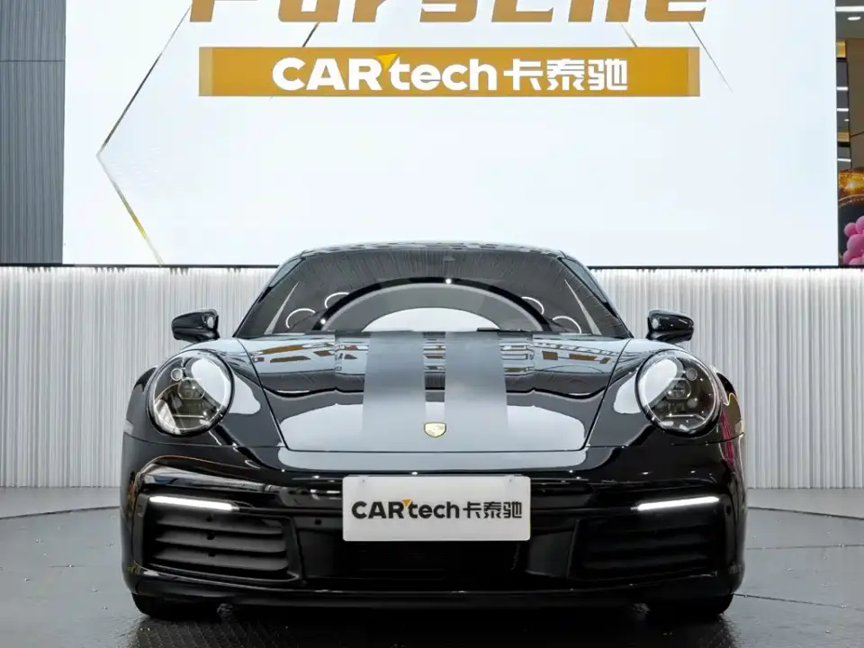 Porsche 911 Carrera 3.0T 2025