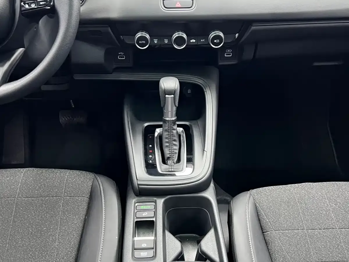 Honda Vezel 1.5L CVT Technology Edition 2023 — фото 10