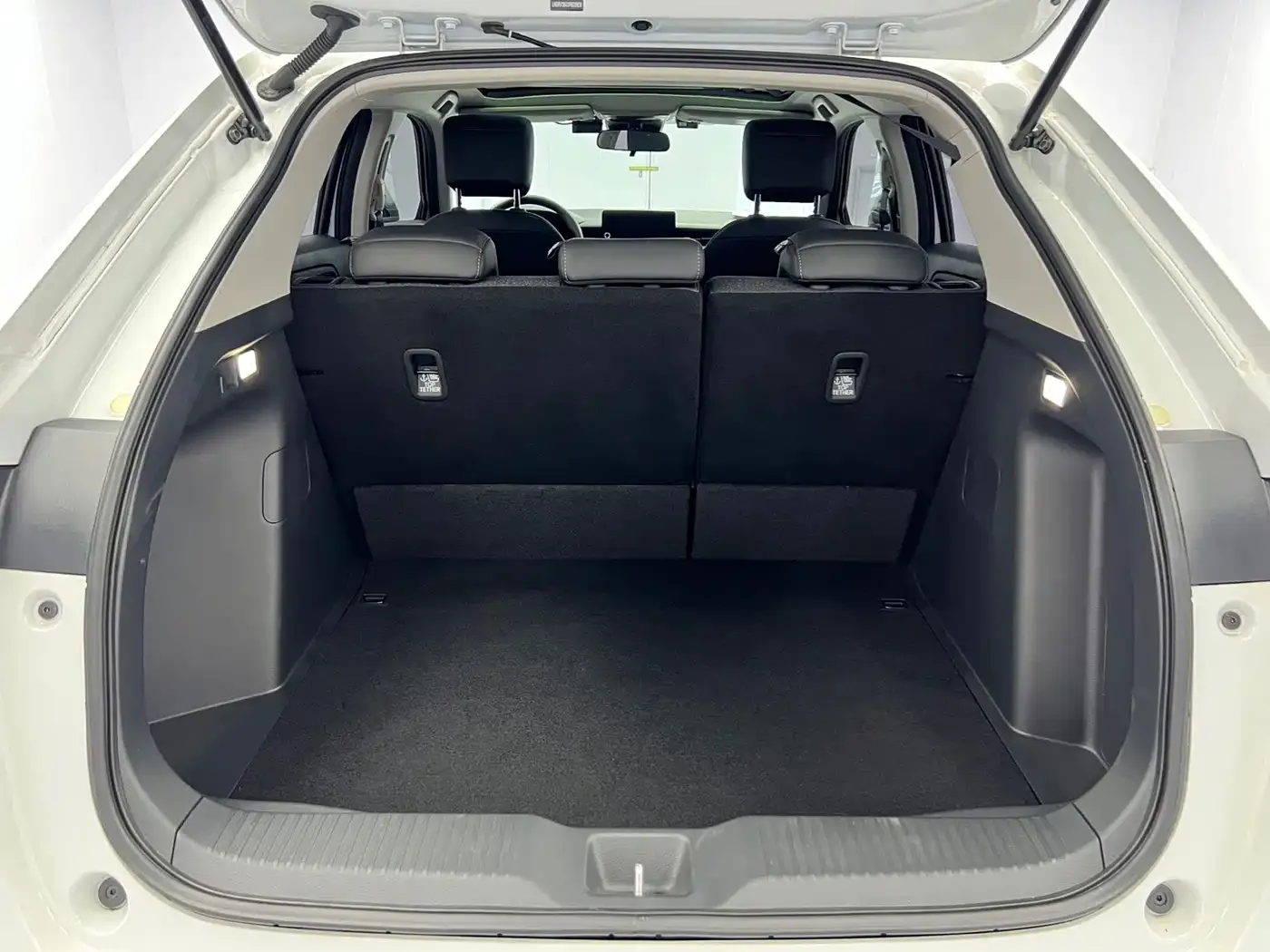 Honda Vezel 1.5L CVT Technology Edition 2023 — фото 17