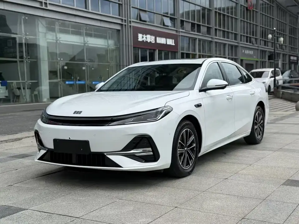 Geely Galaxy Galaxy A7 EM-i 70km Explorer Edition 2026