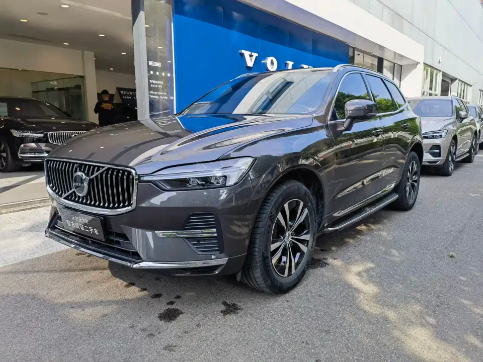Volvo XC60 B5 AWD Smart Luxury Edition 2023