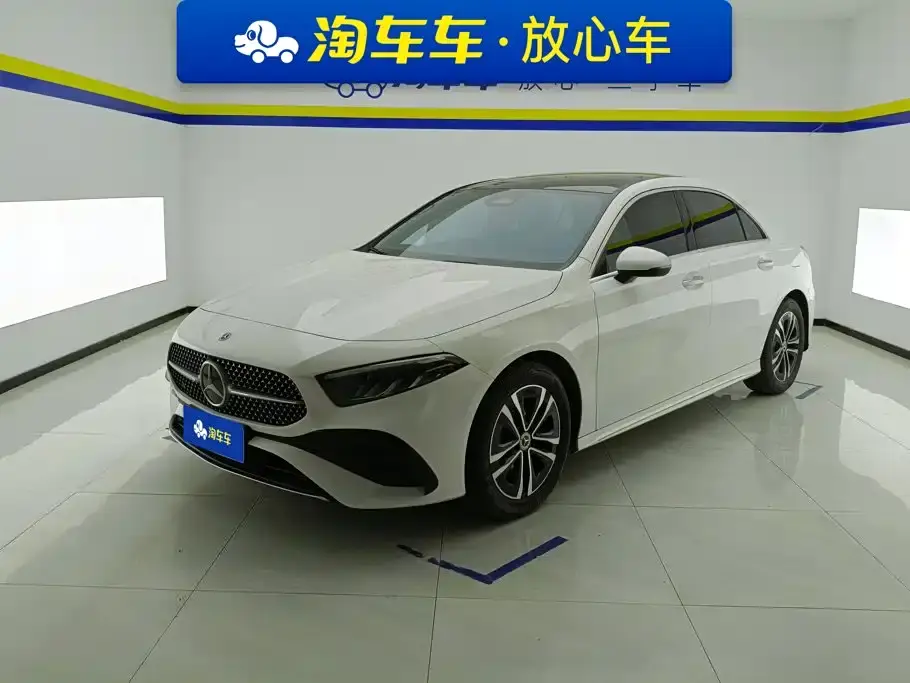 Mercedes-Benz A-Class A 200 L Dynamic 2023
