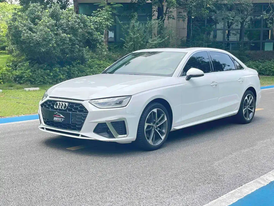 Audi A4L 40 TFSI Fashion Dynamic Edition 2021