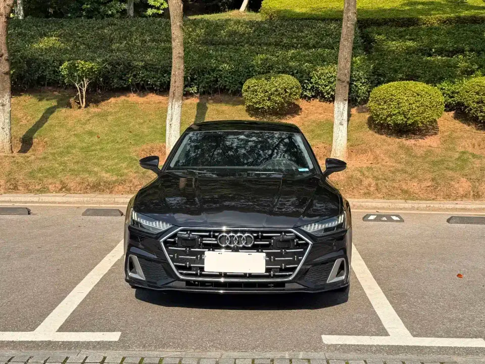 Audi A7L 45TFSI S-line Dream Edition Crystal Package 2024