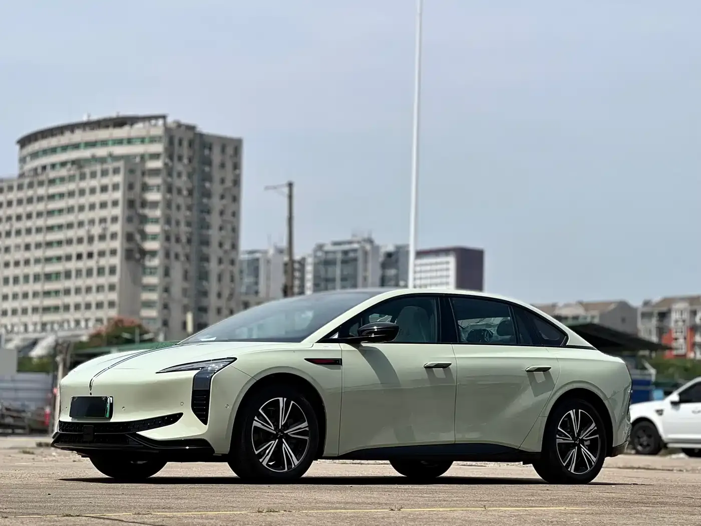 Hongqi EH7 600 Smart Selection Edition 2026
