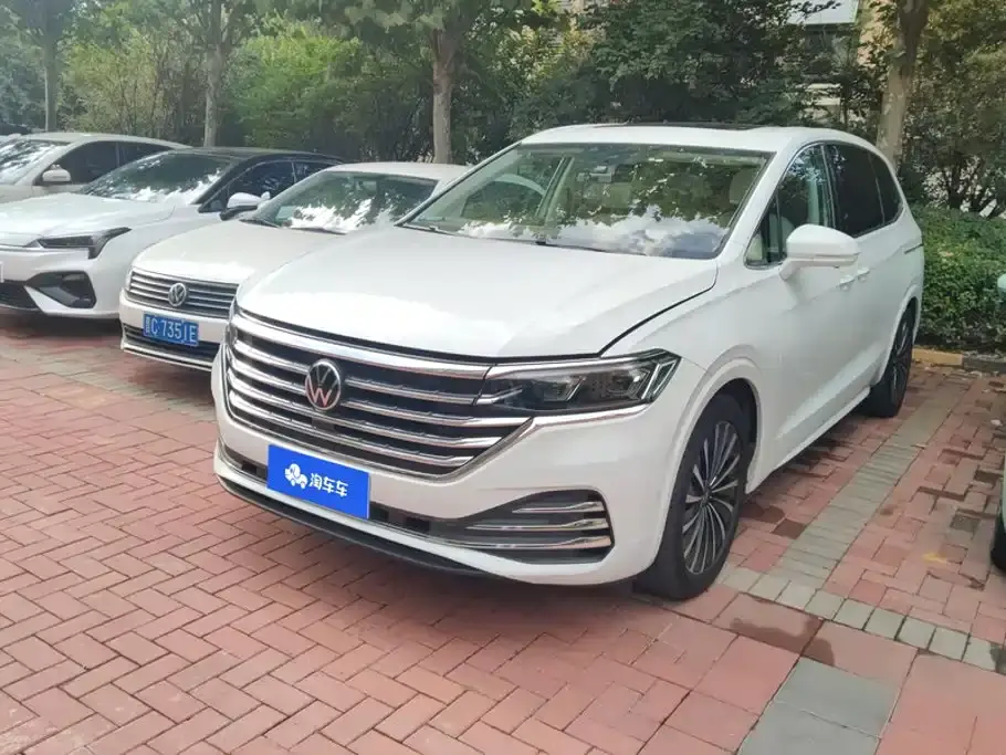 Volkswagen Viloran 380TSI Premium 2021
