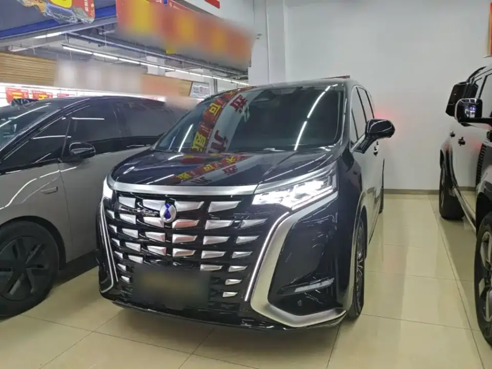 Denza D9 DM-i 980 AWD Prestige 2025