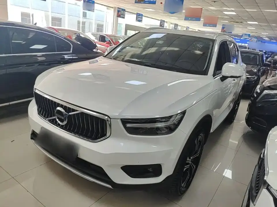 Volvo XC40 T4 AWD Smart Luxury Edition 2021