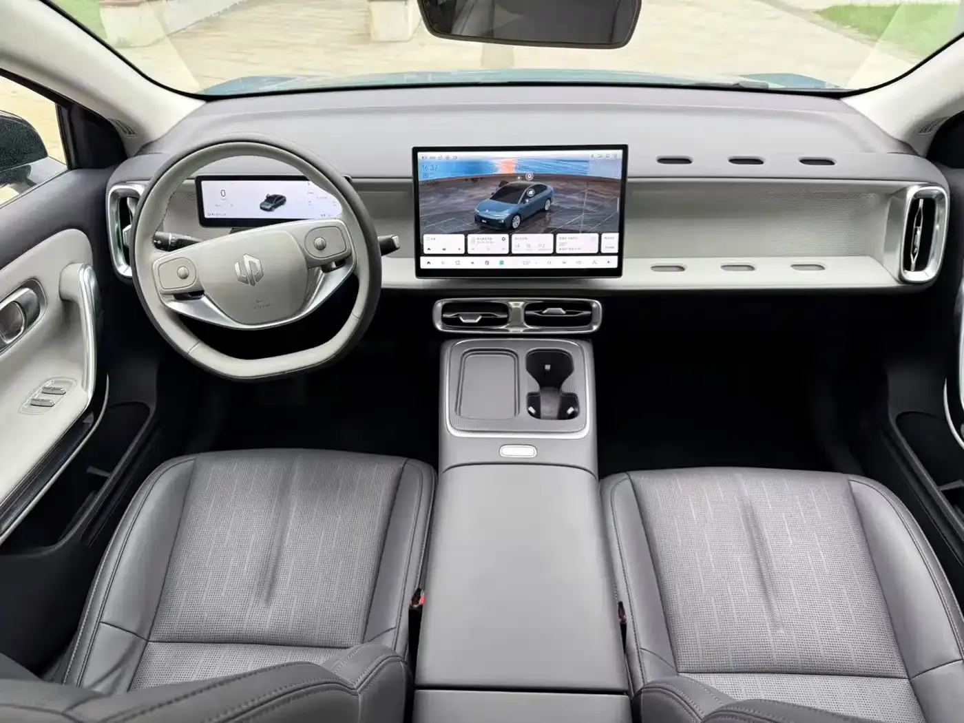 Leapmotor B01 550 Comfort Edition 2025 — фото 12