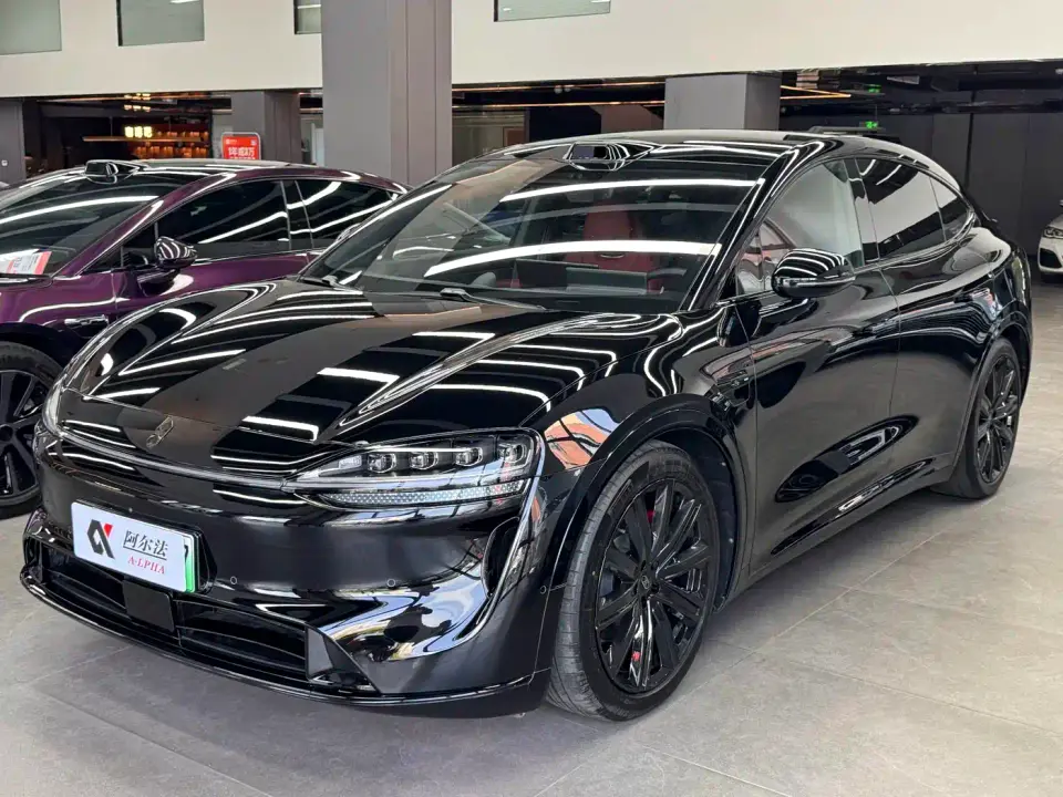 Zhijie Luxeed R7 All-electric UItra 2025