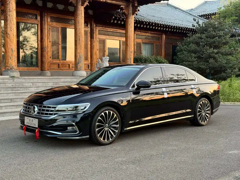 Volkswagen Phideon 380TSI Premium Edition 2022