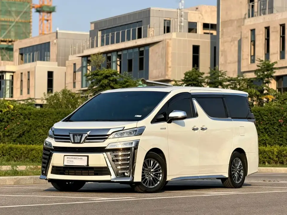 Toyota Vellfire Crown Hybrid 2.5L HV Supreme Edition 2022