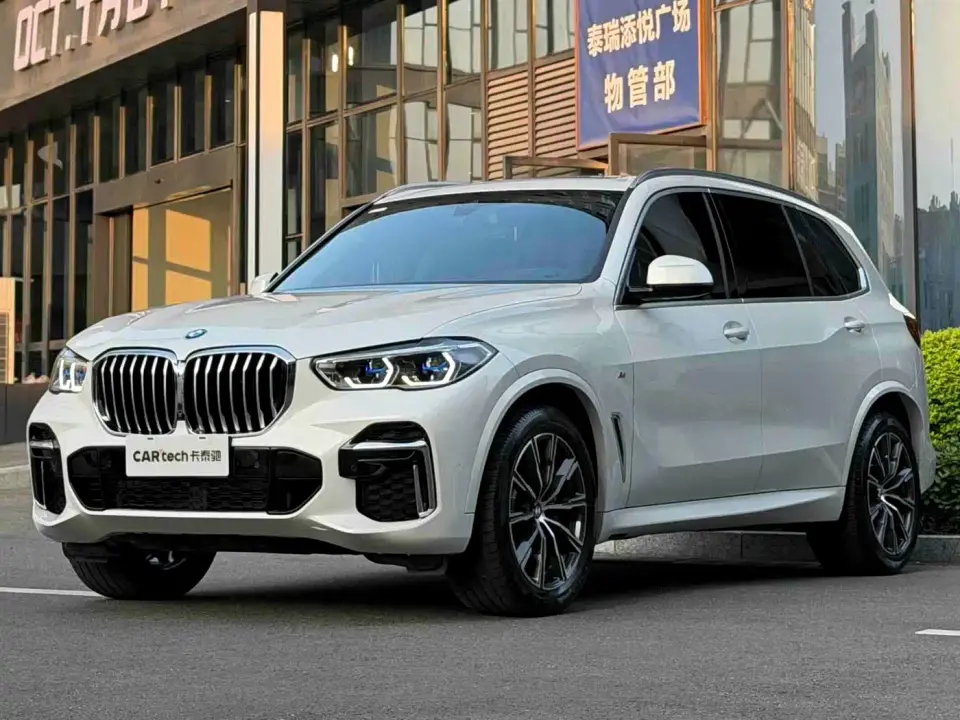 BMW X5 Facelift xDrive 30Li Premium M Sport Package 2022