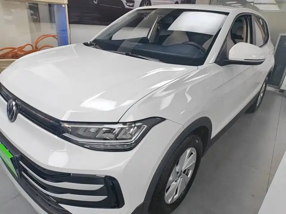Volkswagen Tharu Model Rising Star 1.5L Advance Edition 2025