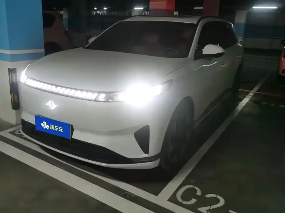 Dongfeng Yipai eπ008 210Max Range Extender 6-Seater 2024