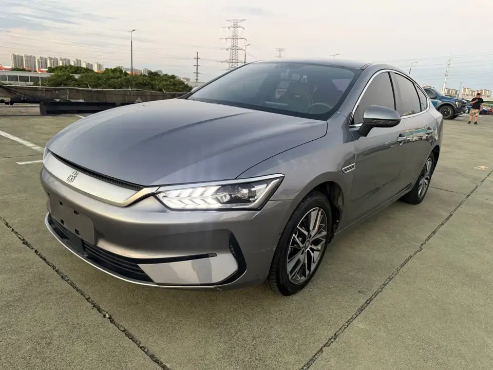BYD Qin PLUS EV 400KM Luxury Model 2022