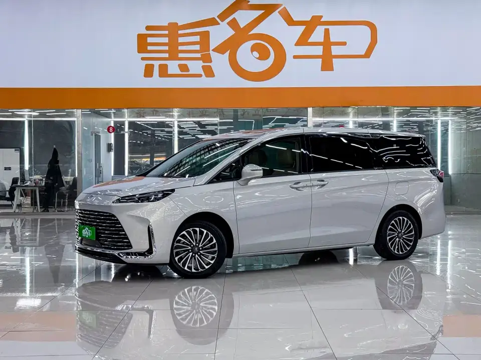 Buick GL8 New Energy Land Honor Premium Edition 7-Seater 2025