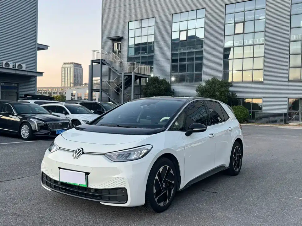 Volkswagen ID.3 Outstanding Edition 2024