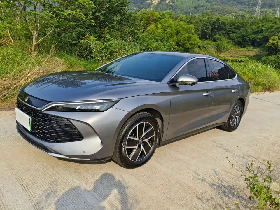 BYD Qin L DM-i 120KM Leading 2025