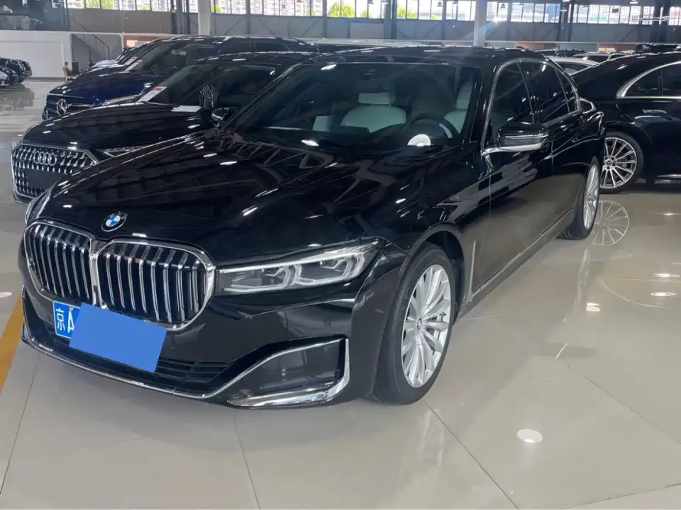 BMW 7 Series Model 730Li Luxury Package 2021