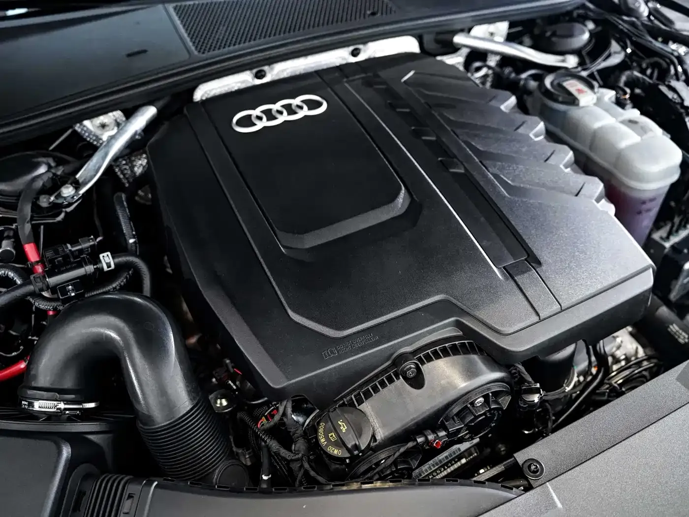 Audi A7L 45 TFSI quattro Black Warrior Edition 2024 — фото 6