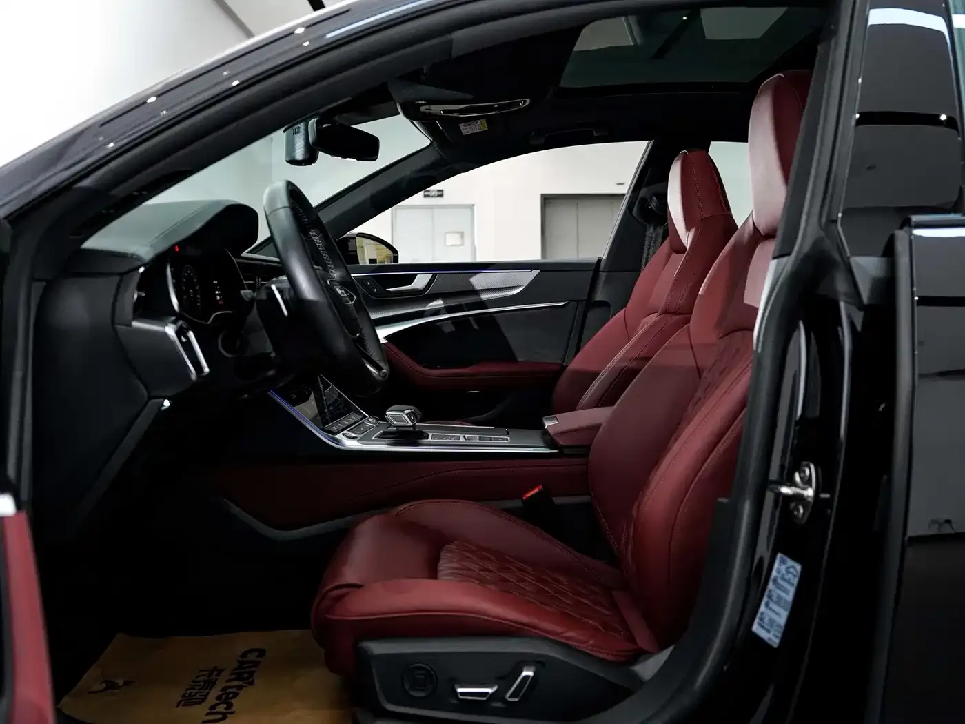 Audi A7L 45 TFSI quattro Black Warrior Edition 2024 — фото 20