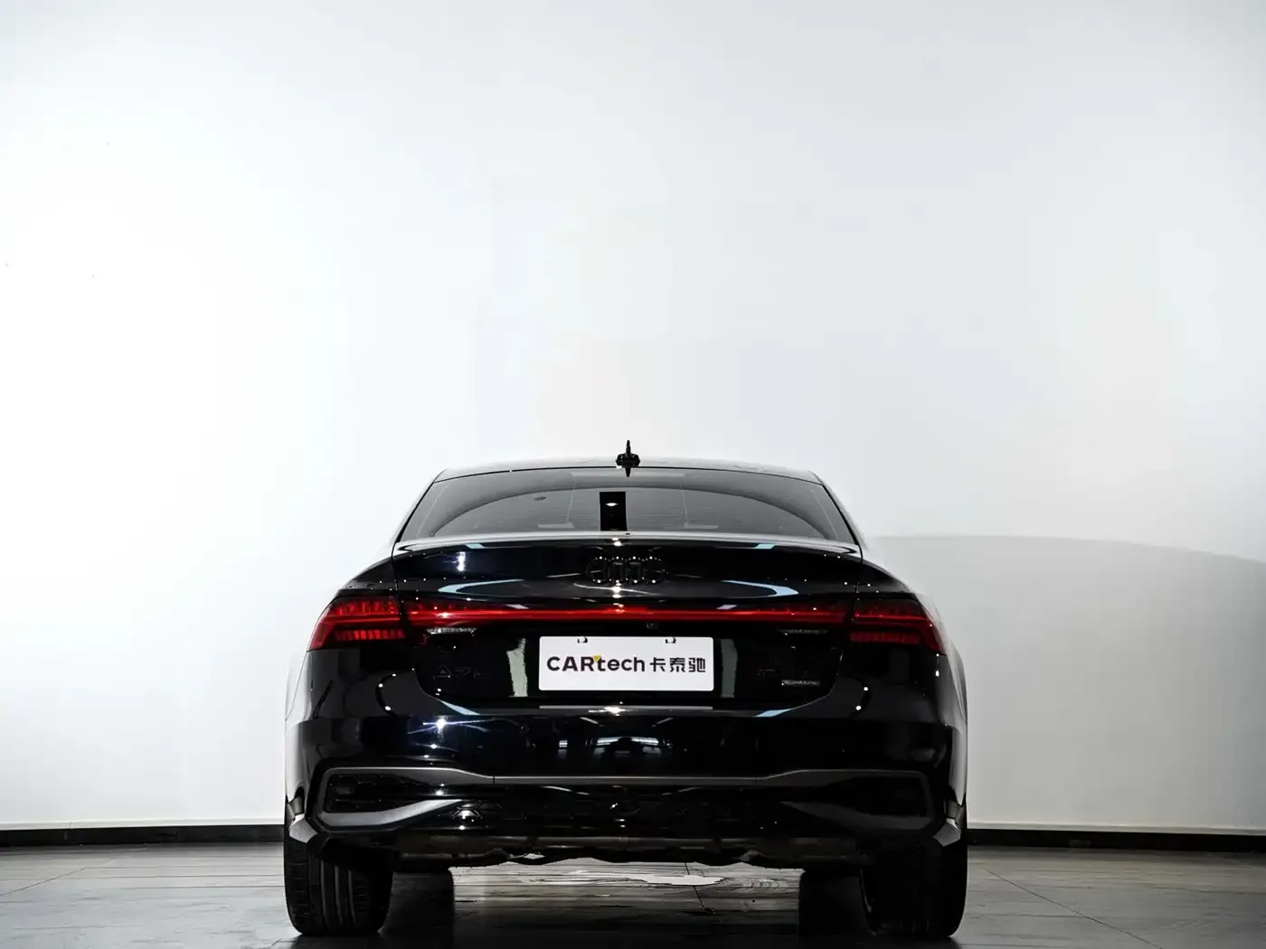 Audi A7L 45 TFSI quattro Black Warrior Edition 2024 — фото 13