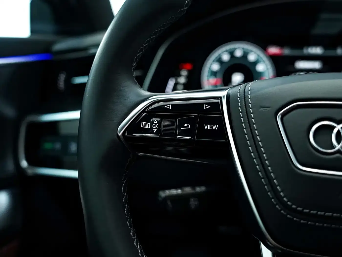 Audi A7L 45 TFSI quattro Black Warrior Edition 2024 — фото 30