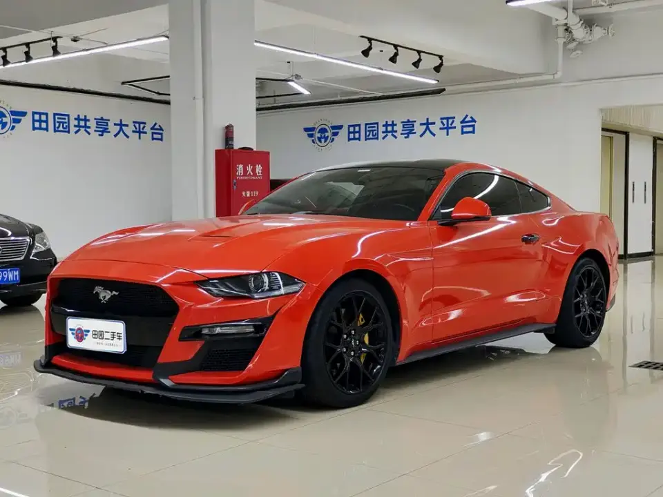 Ford Mustang 2.3L EcoBoost 2020