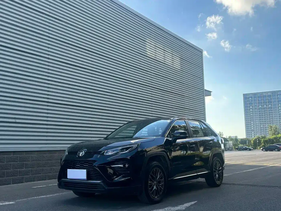 Toyota Wildlander 2.0L CVT AWD Luxury PLUS 2023
