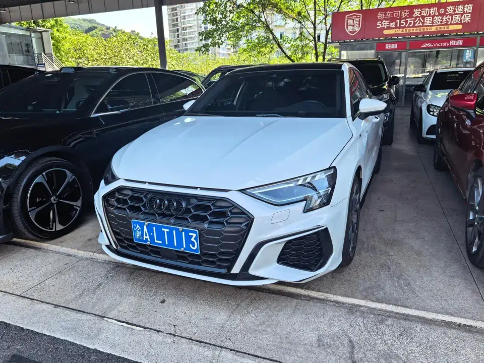 Audi A3 A3L Limousine 35 TFSI Luxury Sport 2023