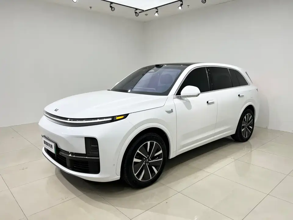 Li Auto L7 Pro Smart Renewal Edition 2025