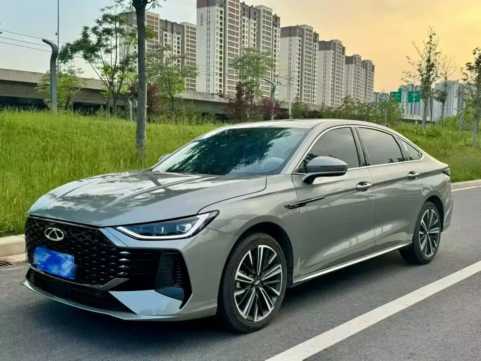 Chery Arrizo 8 PRO Pro 1.6T Luxury 2025