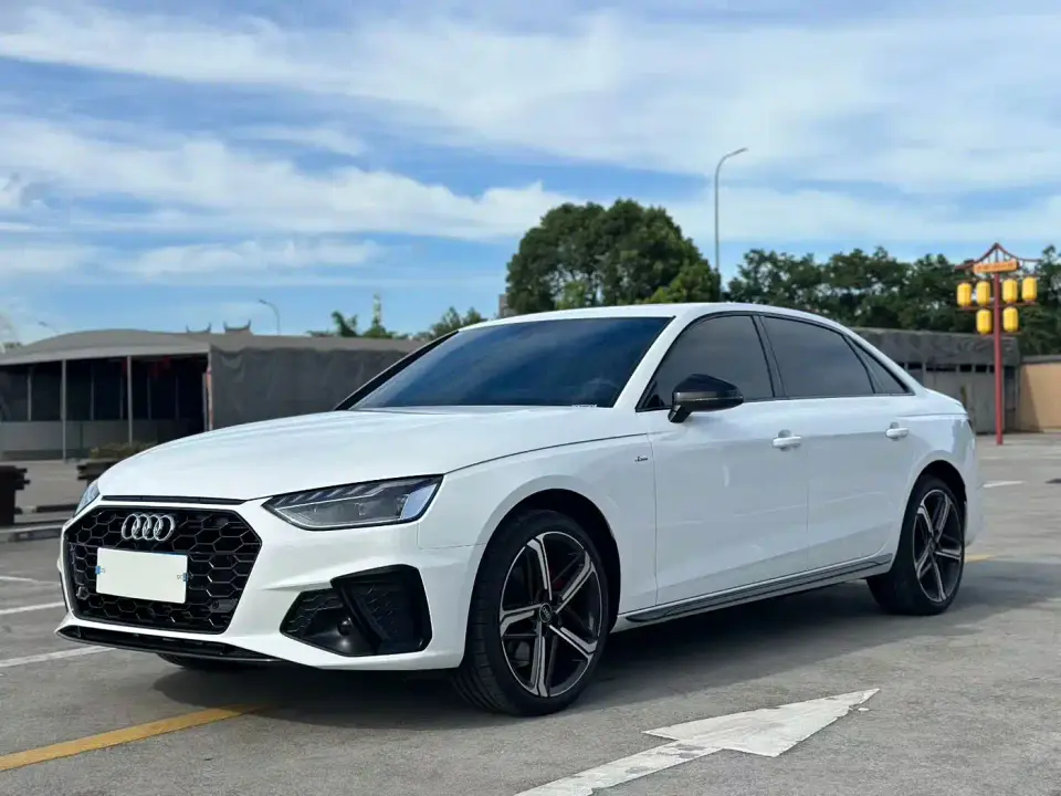 Audi A4L Model Year Facelift 2 Million Celebration Edition 40 TFSI Luxury Dynamic 2026