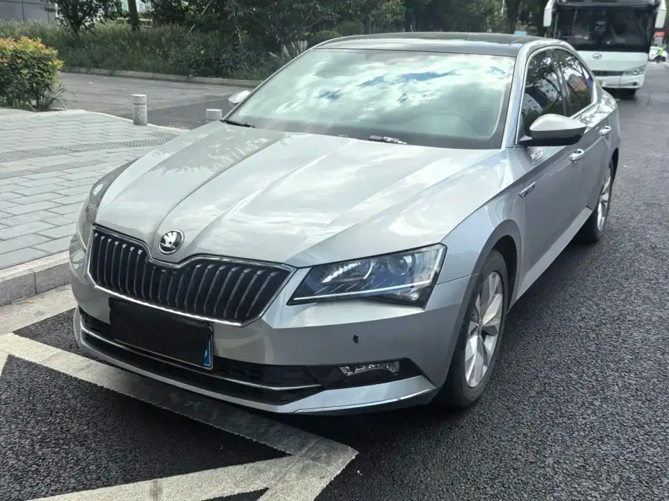 Skoda Superb TSI330 DSG Comfort Edition China V 2019