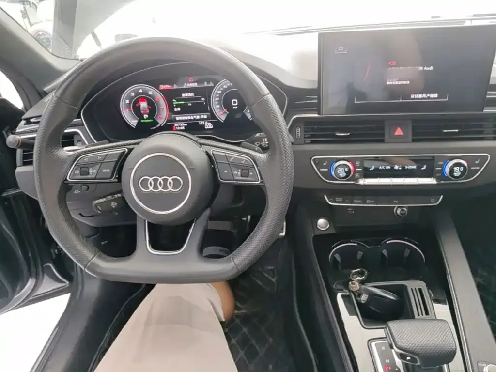 Audi A4L 40 TFSI Luxury Dynamic 2024 — фото 10