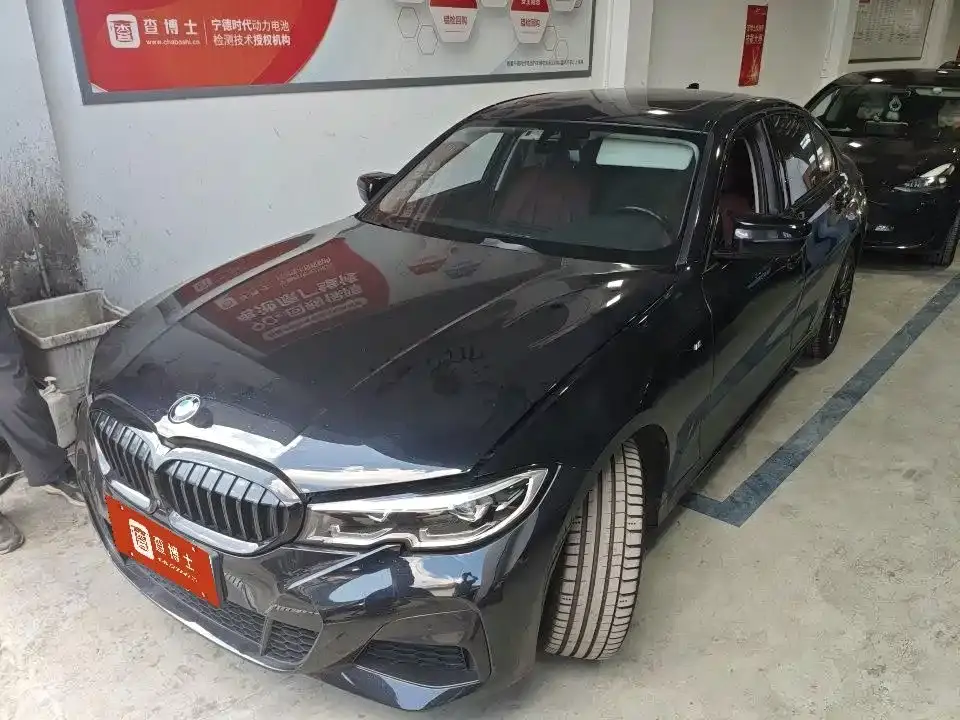 BMW 3 Series 325i M Sport Night Edition 2021
