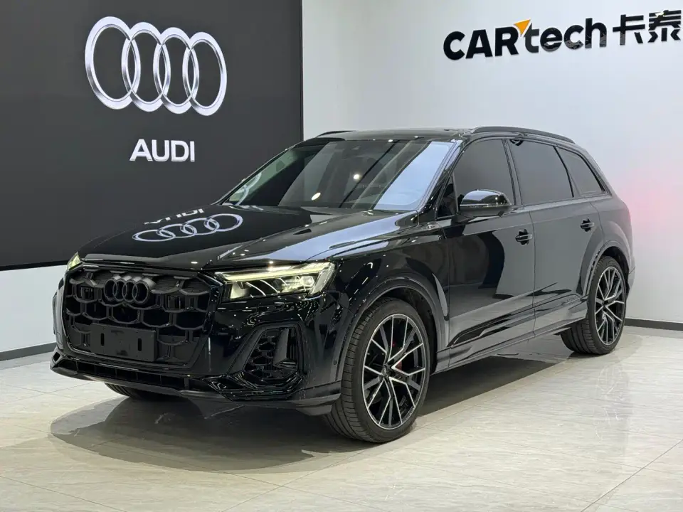 Audi Q7 55 TFSI quattro S line Black Warrior 2025