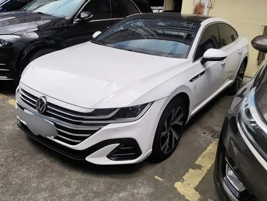 Volkswagen FAW-Volkswagen CC 330TSI Dazzling Public Sharing Edition 2024