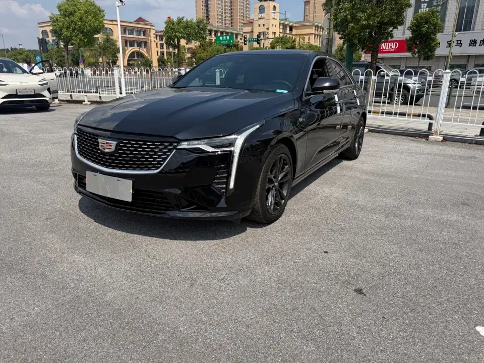 Cadillac CT4 28T Luxury Model 2022