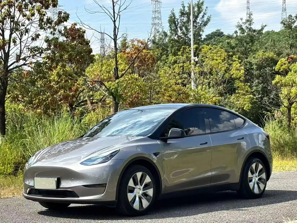Tesla Model Y Facelift Long Range All-Wheel Drive Version 2023