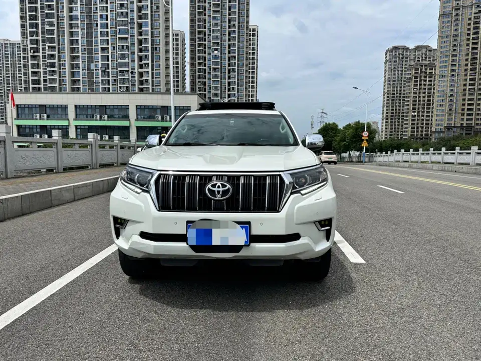 Toyota Prado 3.5L Automatic TX-L Zunxiang Edition with Rear-mounted Spare Tire 2019