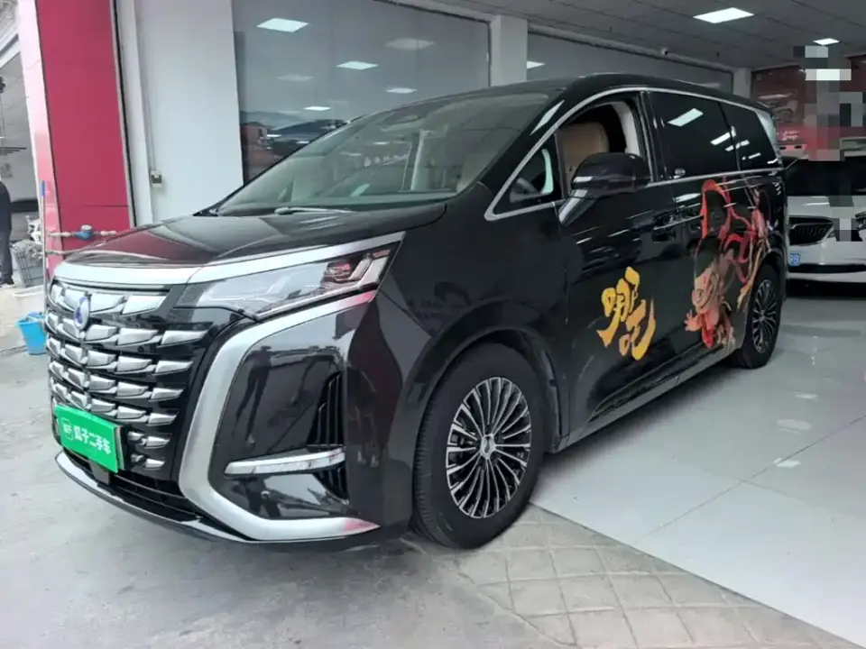 Denza D9 DM-i 945 Luxury 2023