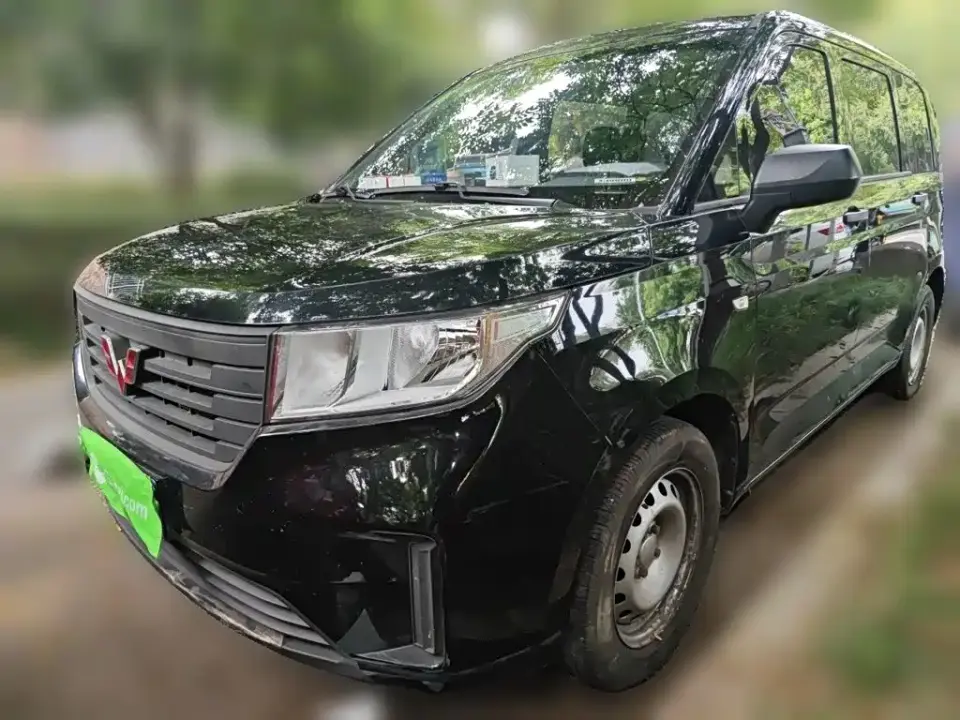 Wuling Motors Wuling Hongguang PLUS 1.5L Manual Standard 5-seater 2021