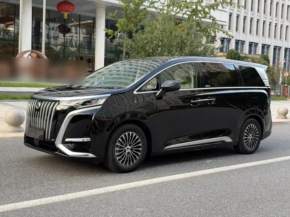 Denza D9 EV 620 Premium 2026