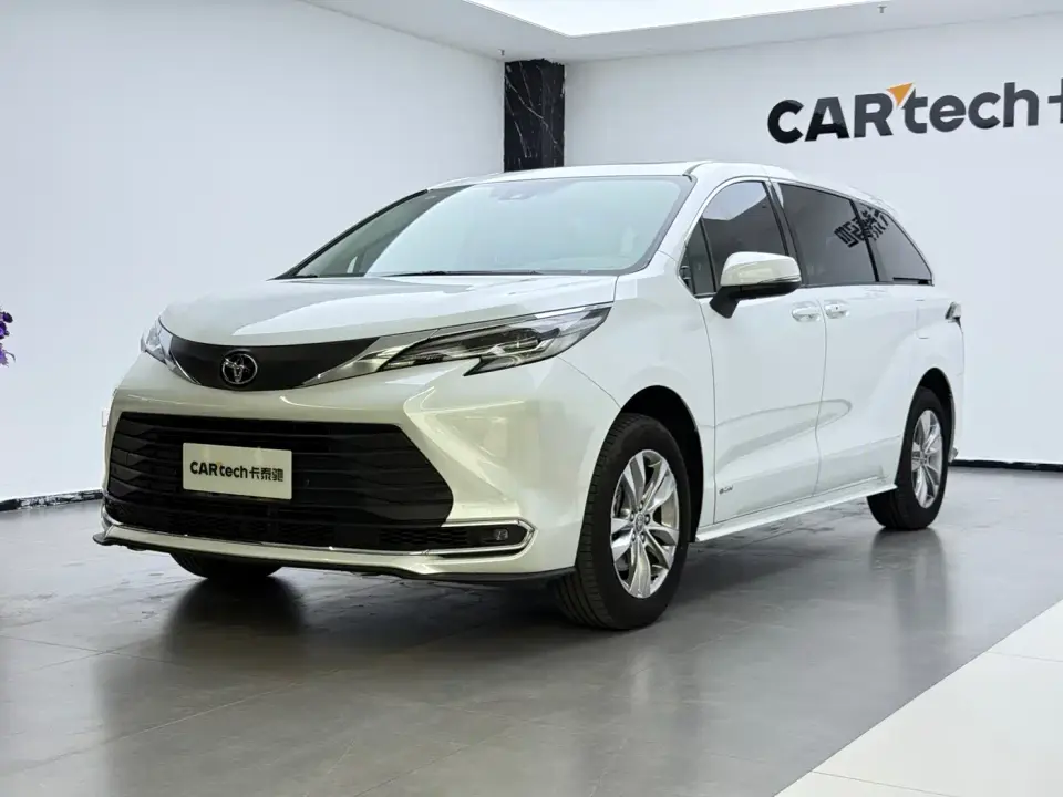Toyota Sienna 2.5L Hybrid Comfort Edition 2024