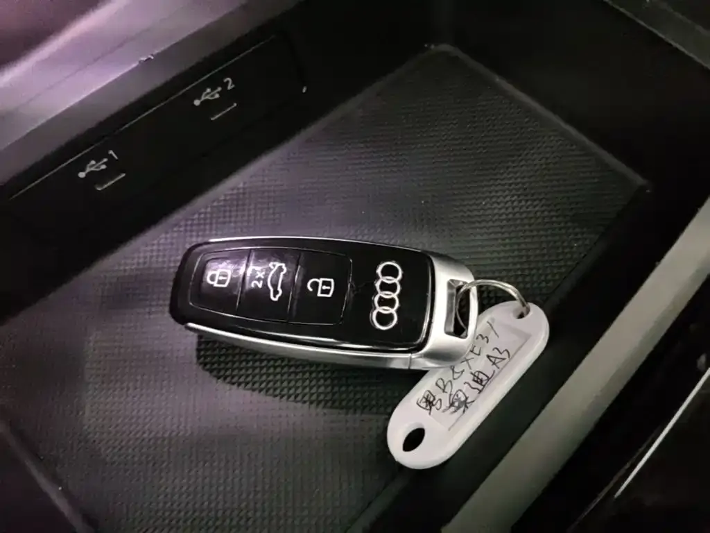 Audi A3 Model A3L Limousine 35 TFSI Fashion Sport 2024 — фото 9