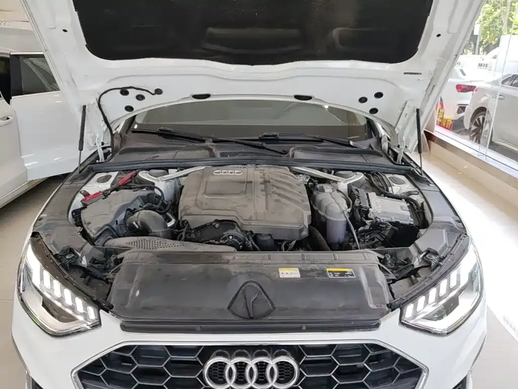 Audi A4L 40 TFSI Fashion Dynamic 2024 — фото 20